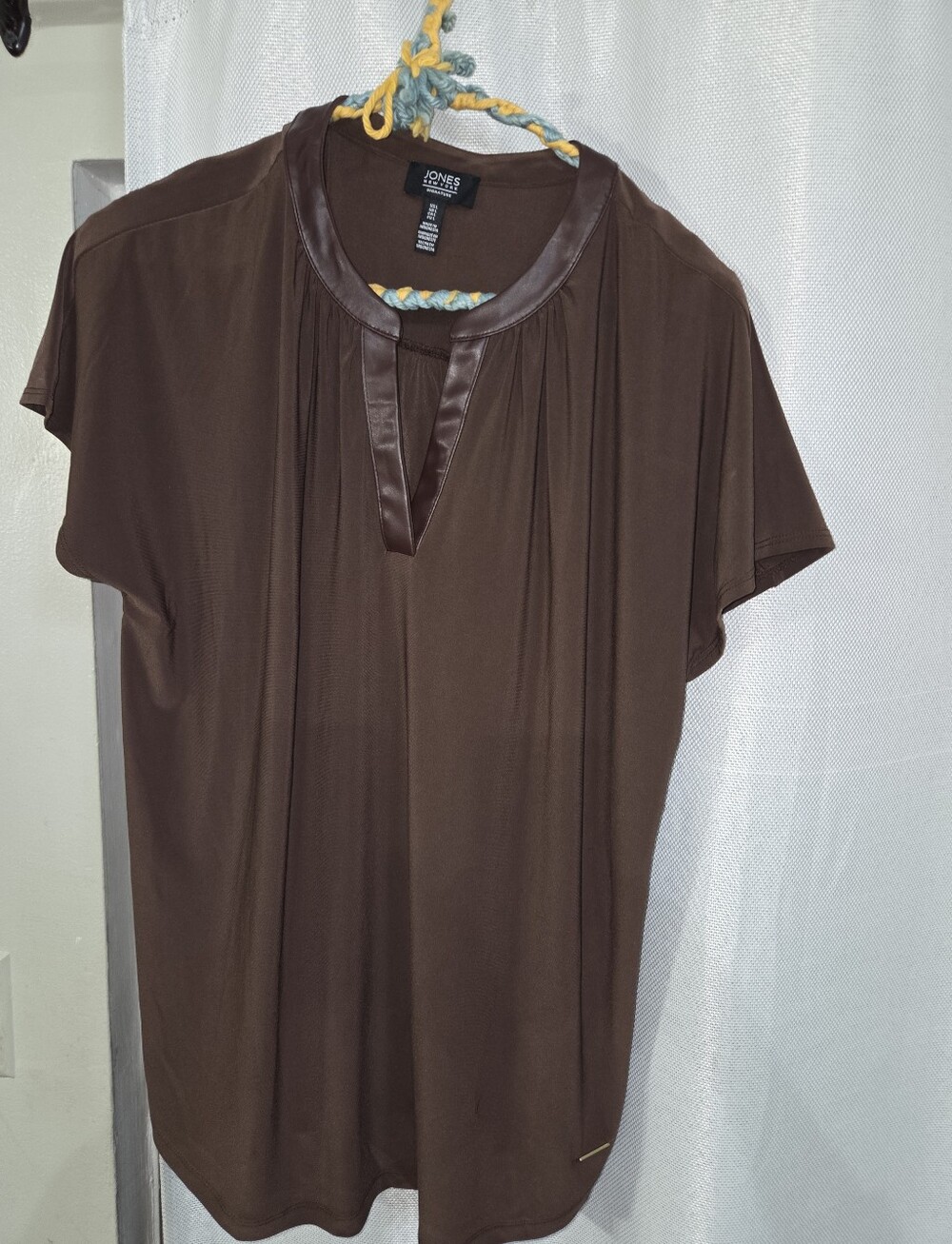 Jones New York Brown Short-Sleeve V-Notch Tunic with Faux Leather Trim